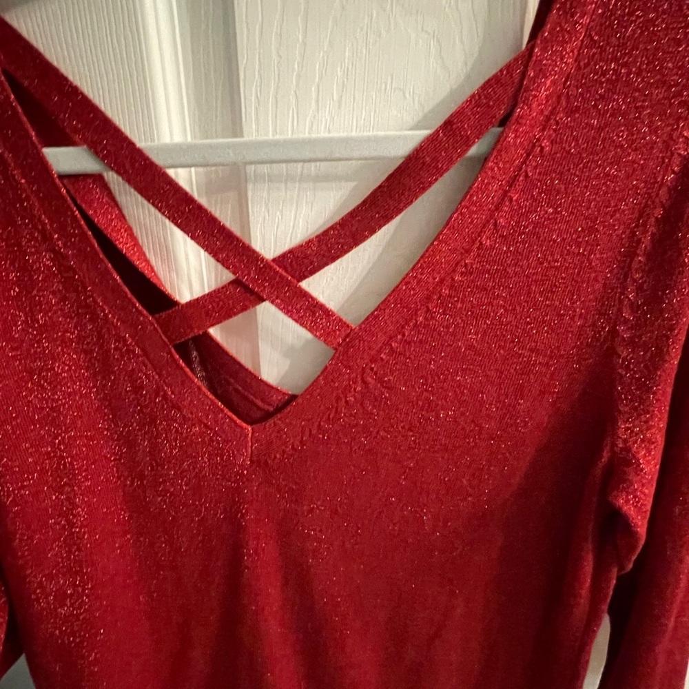 Red Smart Set Top - Picture 3 of 5